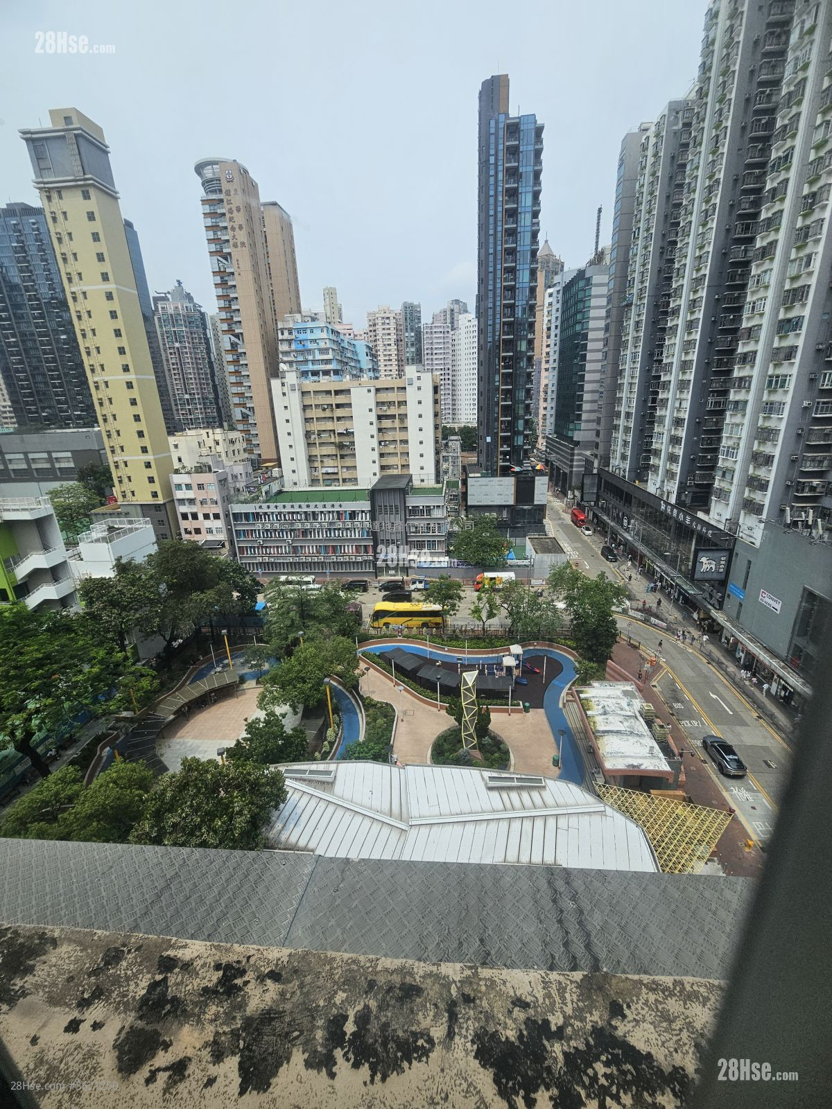 No. 11 Fa Yuen Street Sell 4 Bedrooms , 1 Bathroom 799 ft² No. 11 Fa Yuen Street Sell 4 Bedrooms , 1 Bathroom 799 ft²