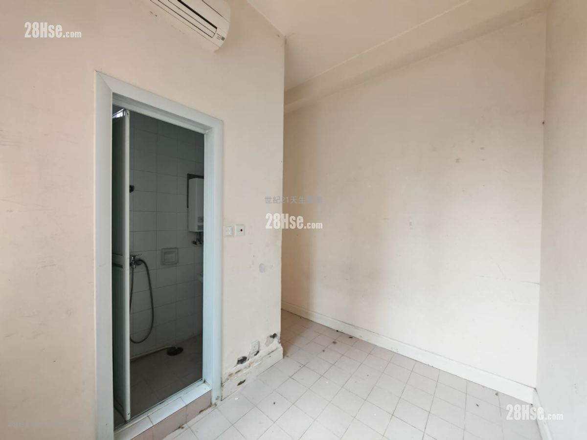 香港黃金海岸 租盤 5+ 房 , 4 浴室 2,833 平方呎 香港黃金海岸 租盤 5+ 房 , 4 浴室 2,833 平方呎