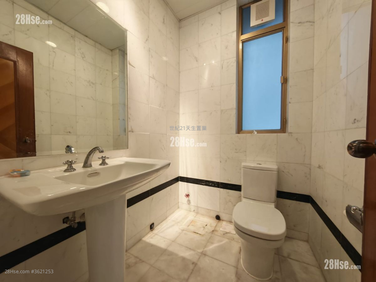 香港黃金海岸 租盤 5+ 房 , 4 浴室 2,833 平方呎 香港黃金海岸 租盤 5+ 房 , 4 浴室 2,833 平方呎