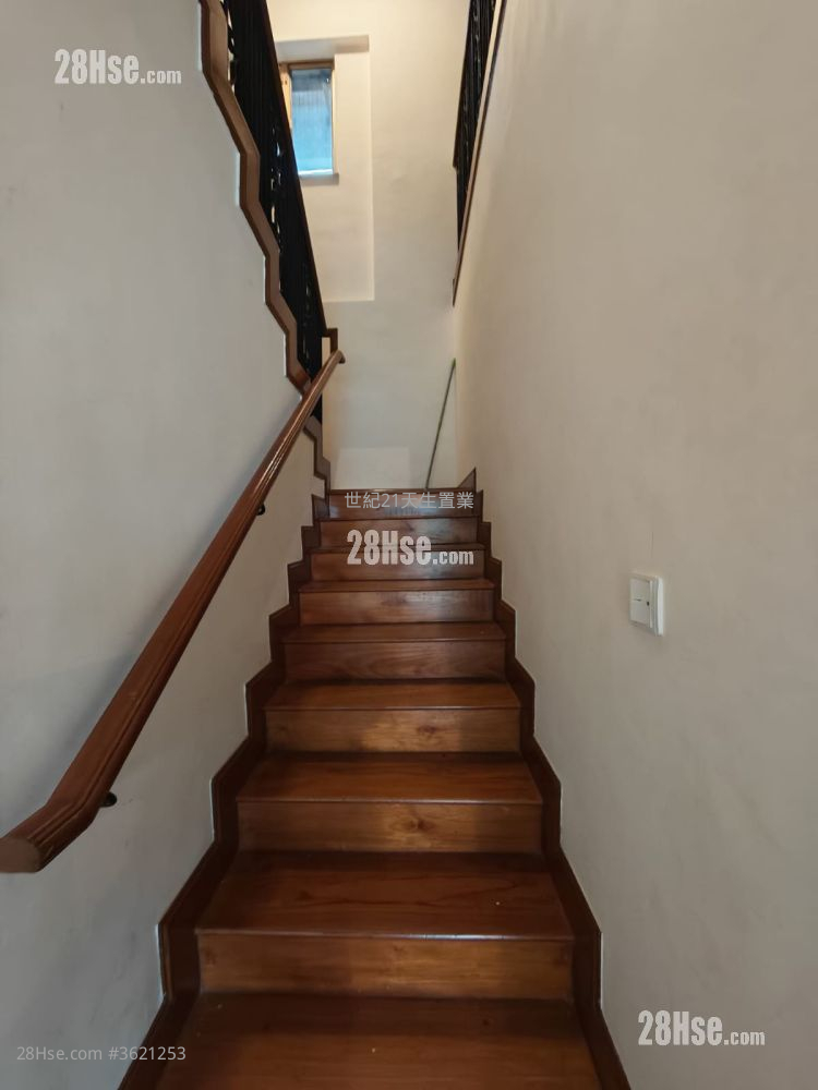 香港黃金海岸 租盤 5+ 房 , 4 浴室 2,833 平方呎 香港黃金海岸 租盤 5+ 房 , 4 浴室 2,833 平方呎