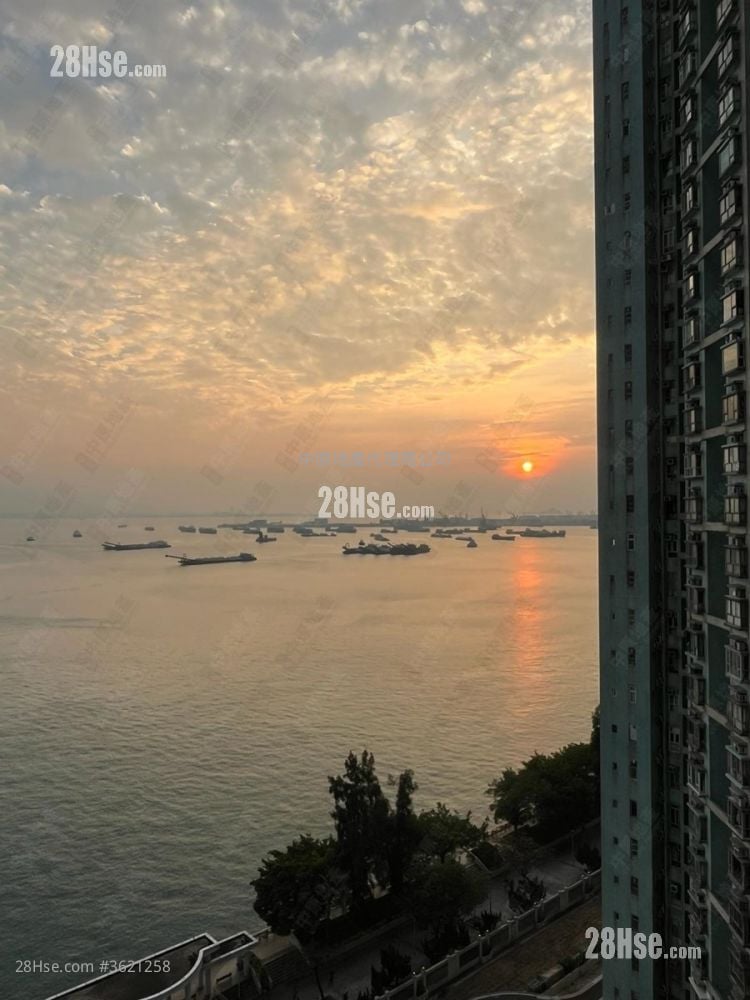 Miami Beach Towers Sell 3 Bedrooms , 2 Bathrooms 625 ft²