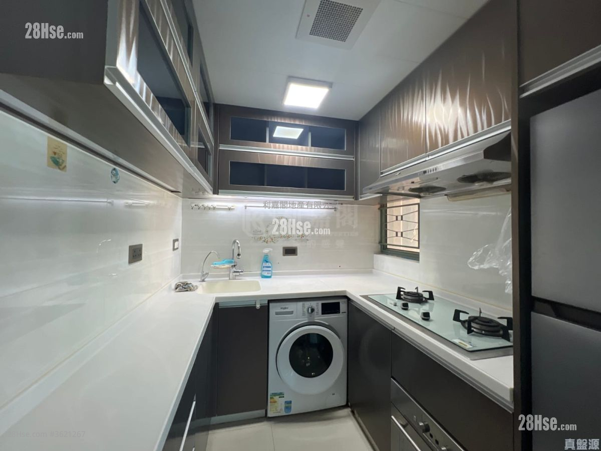 Grand Regentville Rental 3 Bedrooms , 2 Bathrooms 594 ft² Grand Regentville Rental 3 Bedrooms , 2 Bathrooms 594 ft²