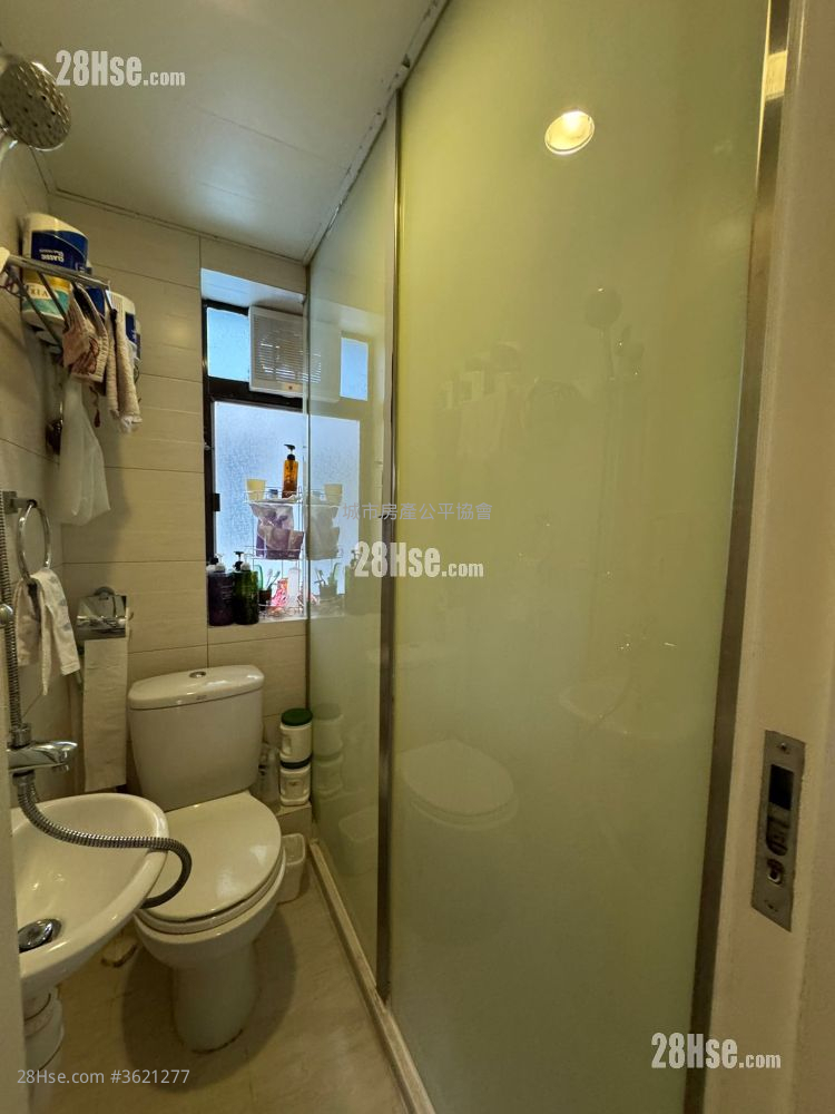 Maiden Court Sell 3 Bedrooms 663 ft² Maiden Court Sell 3 Bedrooms 663 ft²