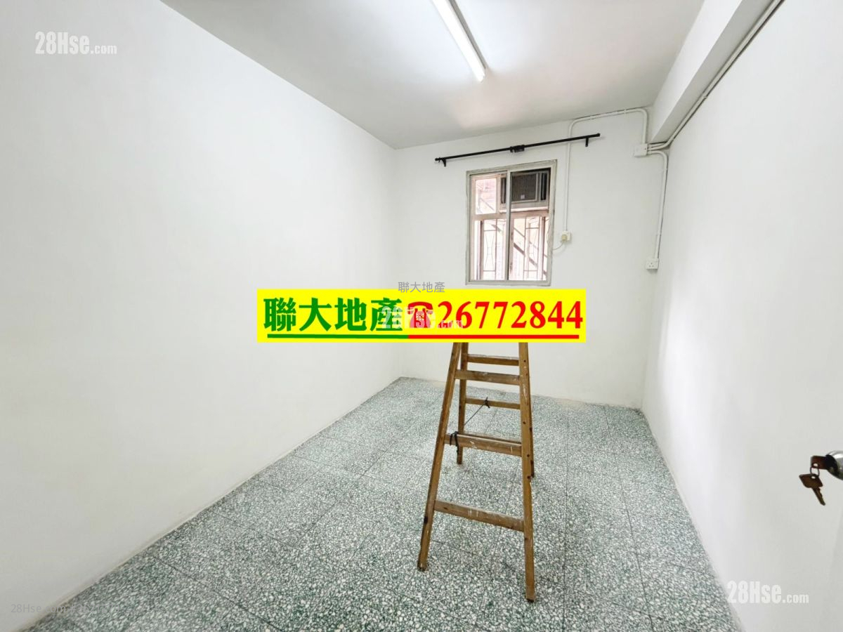 村屋 租盤 2 房 , 1 浴室 300 平方呎 村屋 租盤 2 房 , 1 浴室 300 平方呎