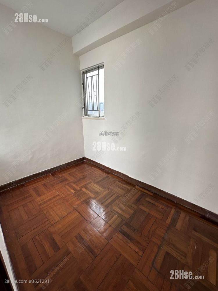 Miami Beach Towers Sell 2 Bedrooms 443 ft² Miami Beach Towers Sell 2 Bedrooms 443 ft²