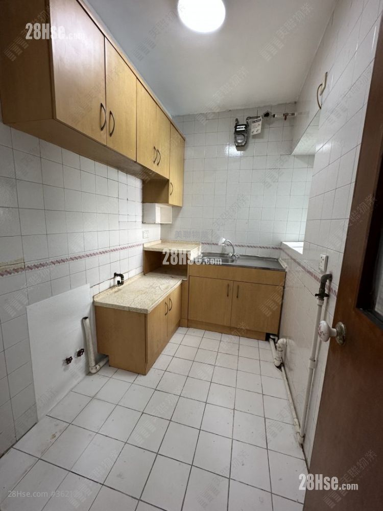 Miami Beach Towers Sell 2 Bedrooms 443 ft² Miami Beach Towers Sell 2 Bedrooms 443 ft²