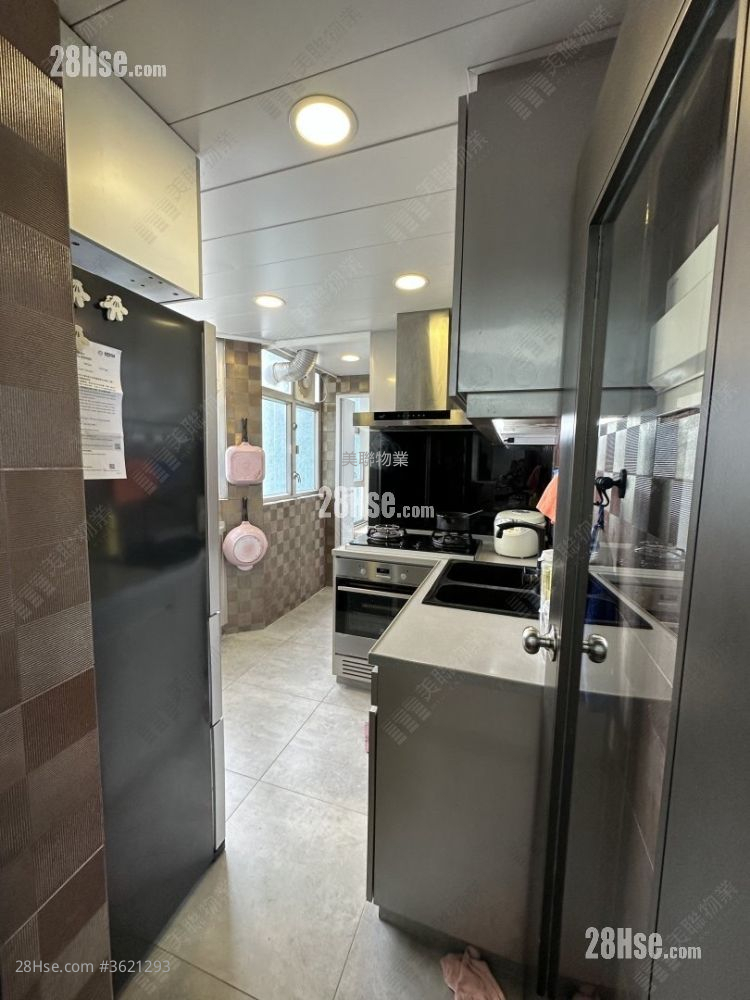 Miami Beach Towers Sell 3 Bedrooms 816 ft² Miami Beach Towers Sell 3 Bedrooms 816 ft²