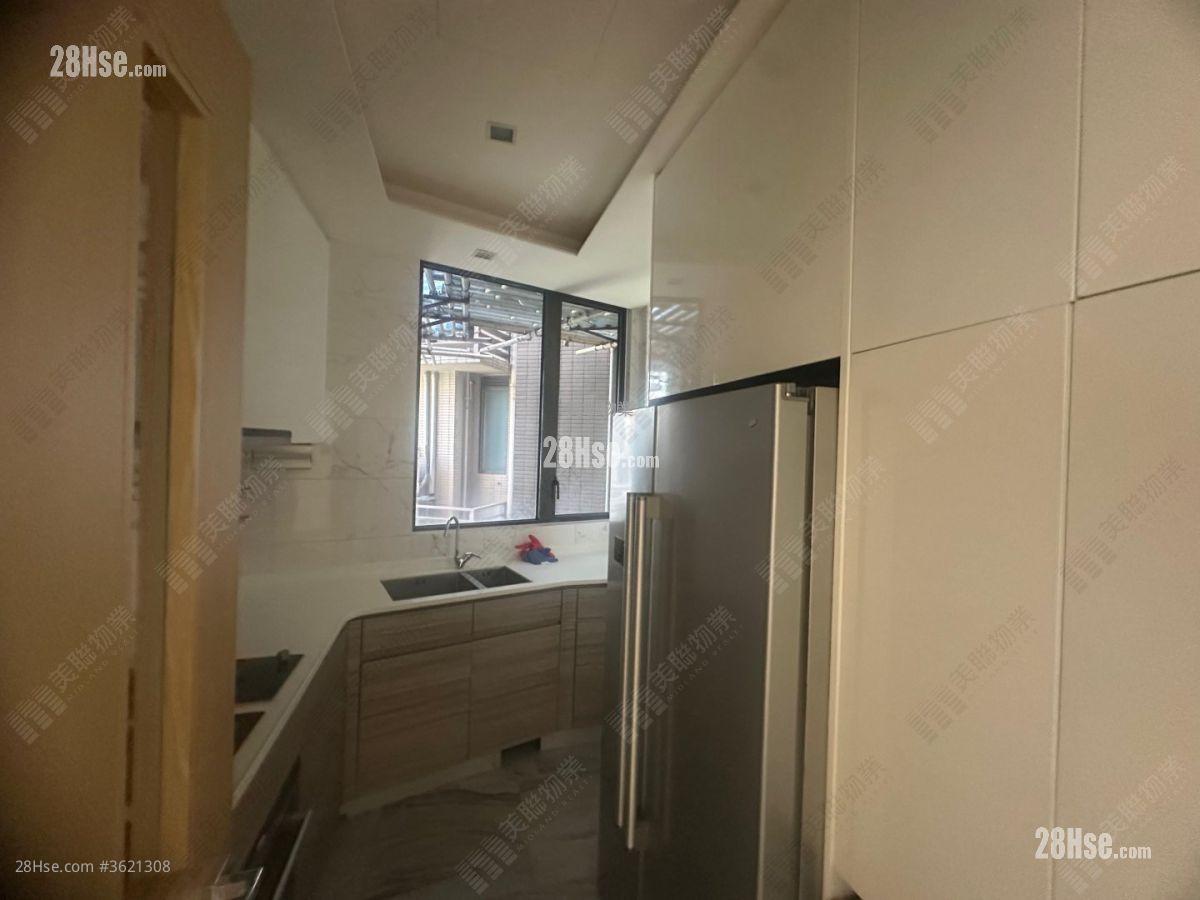 Dragons Range Sell 3 Bedrooms , 3 Bathrooms 1,011 ft² Dragons Range Sell 3 Bedrooms , 3 Bathrooms 1,011 ft²