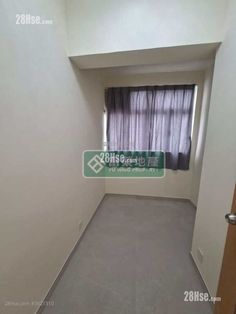 Lee Hing Building Rental 3 Bedrooms , 1 Bathroom 598 ft² Lee Hing Building Rental 3 Bedrooms , 1 Bathroom 598 ft²