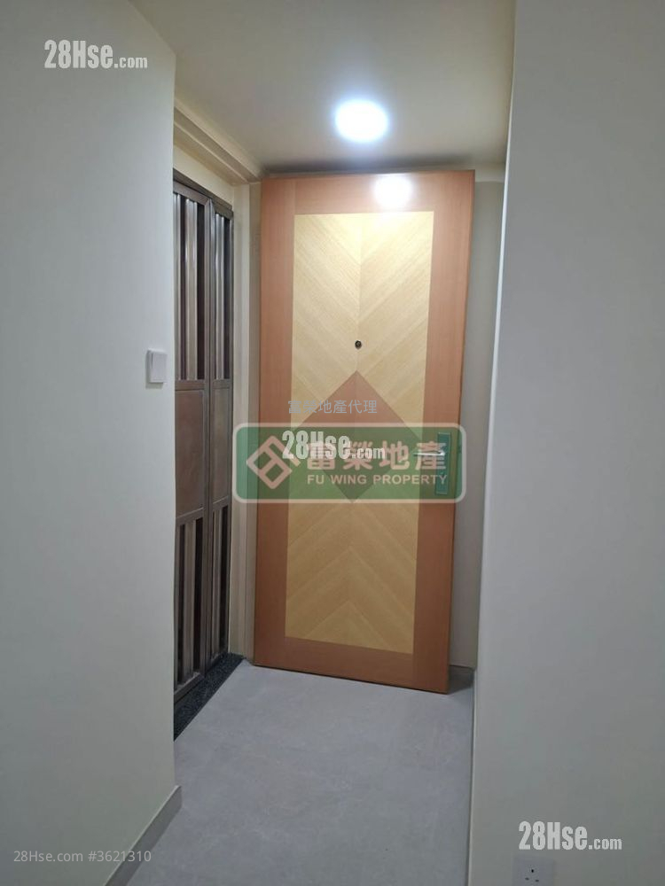 Lee Hing Building Rental 3 Bedrooms , 1 Bathroom 598 ft² Lee Hing Building Rental 3 Bedrooms , 1 Bathroom 598 ft²