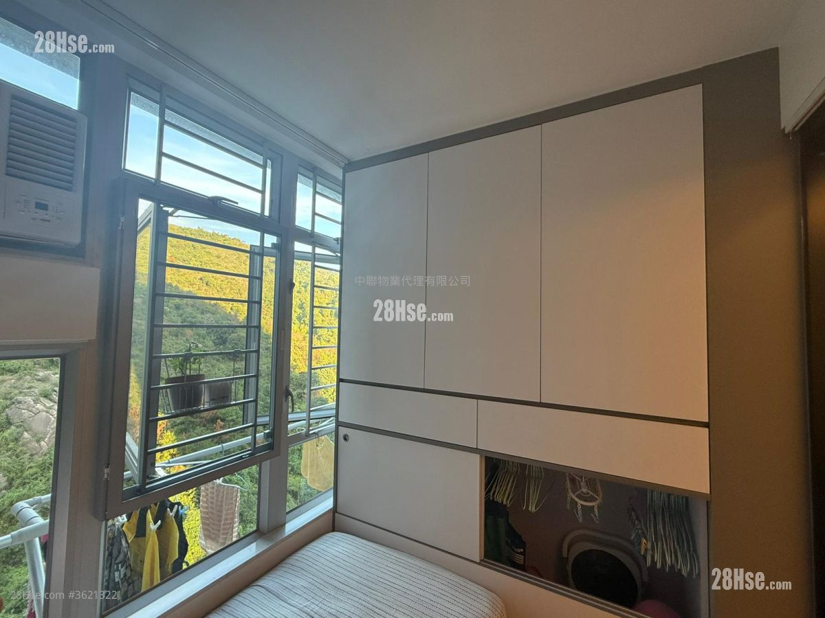 Kam Chun Court Sell 2 Bedrooms , 1 Bathroom 384 ft² Kam Chun Court Sell 2 Bedrooms , 1 Bathroom 384 ft²