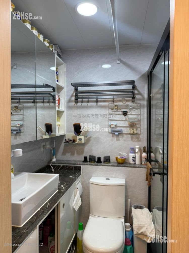 Kam Chun Court Sell 2 Bedrooms , 1 Bathroom 384 ft² Kam Chun Court Sell 2 Bedrooms , 1 Bathroom 384 ft²