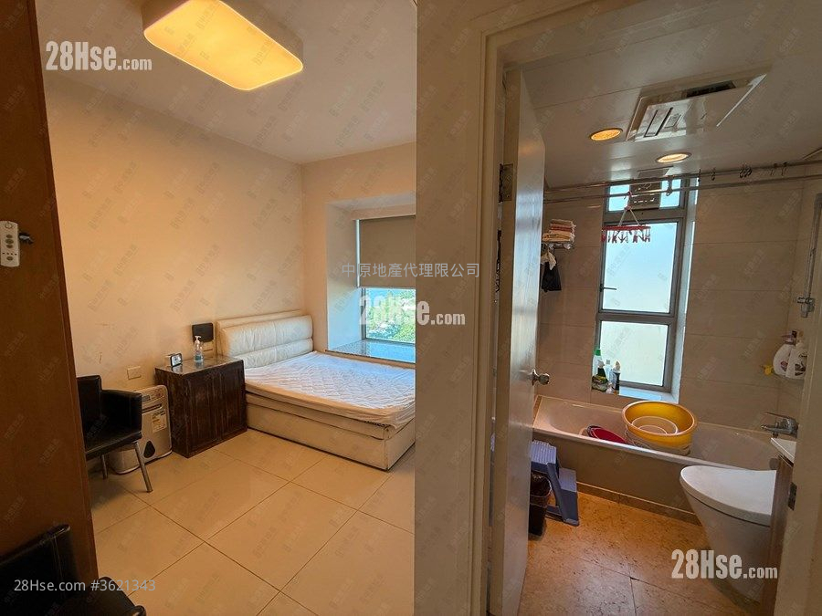 Lake Silver Sell 4 Bedrooms , 4 Bathrooms 1,856 ft² Lake Silver Sell 4 Bedrooms , 4 Bathrooms 1,856 ft²