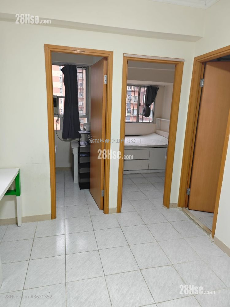 Golden Lion Garden Rental 2 Bedrooms , 1 Bathroom 260 ft² Golden Lion Garden Rental 2 Bedrooms , 1 Bathroom 260 ft²