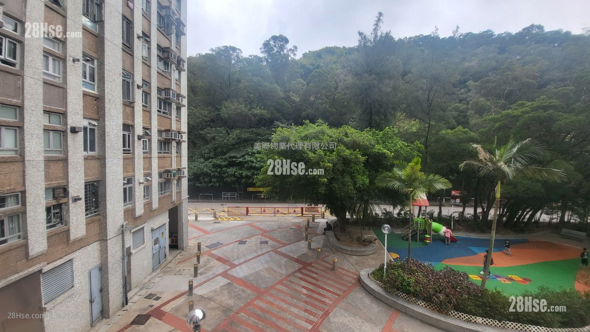 Ching Wah Court Sell 2 Bedrooms , 1 Bathroom 438 ft² Ching Wah Court Sell 2 Bedrooms , 1 Bathroom 438 ft²