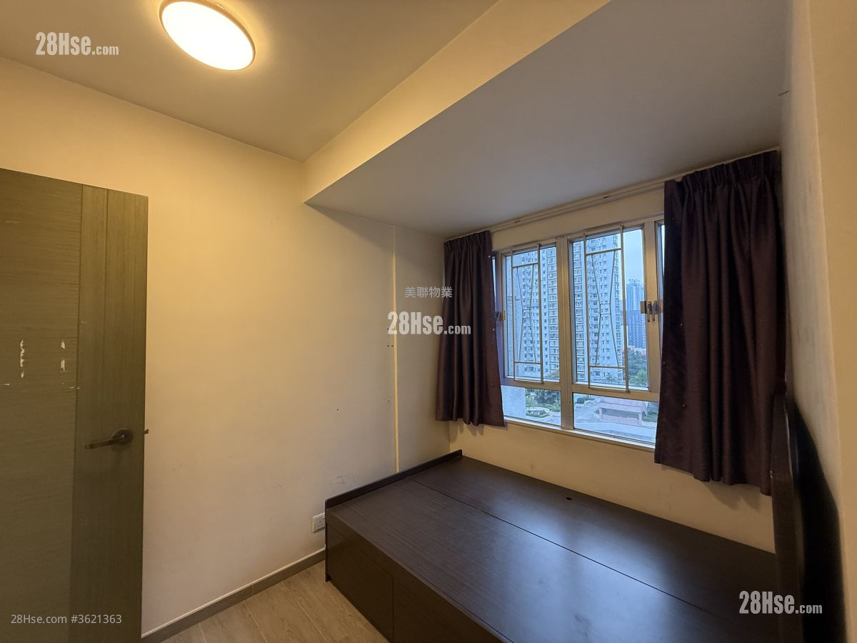 好運中心 售盤 2 房 , 1 浴室 348 平方呎 好運中心 售盤 2 房 , 1 浴室 348 平方呎