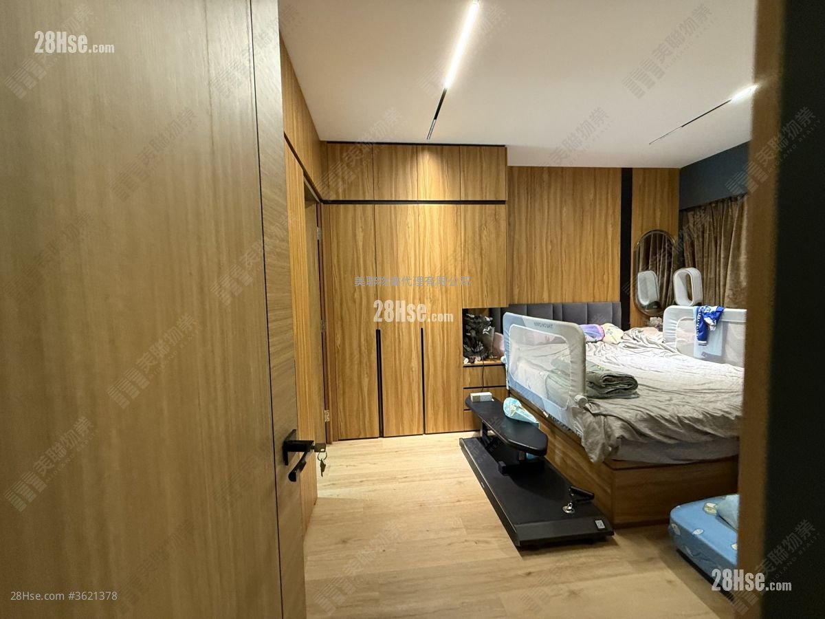 Constellation Cove Sell 3 Bedrooms , 2 Bathrooms 1,089 ft² Constellation Cove Sell 3 Bedrooms , 2 Bathrooms 1,089 ft²