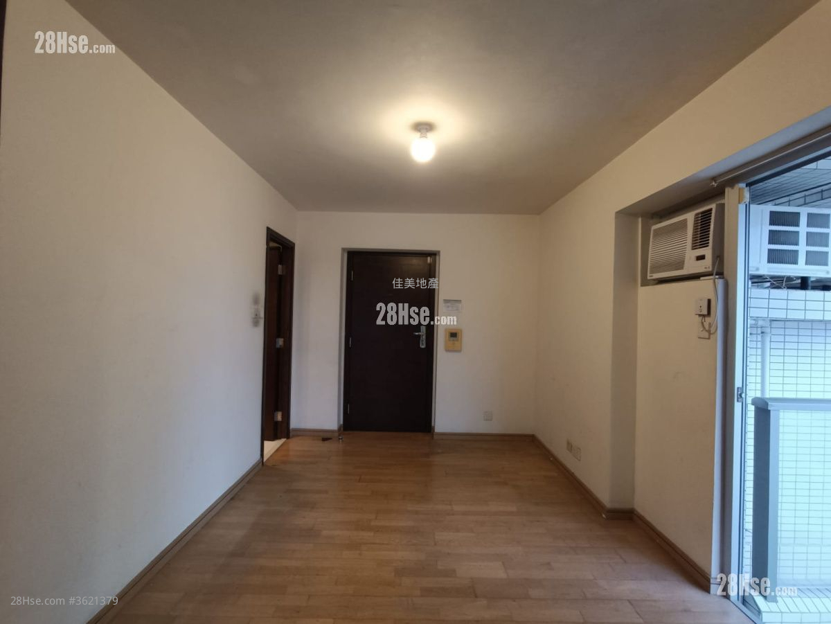 Grand Waterfront Sell 2 Bedrooms , 1 Bathroom 367 ft² Grand Waterfront Sell 2 Bedrooms , 1 Bathroom 367 ft²