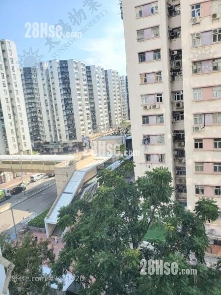 Whampoa Estate Sell 2 Bedrooms 401 ft²