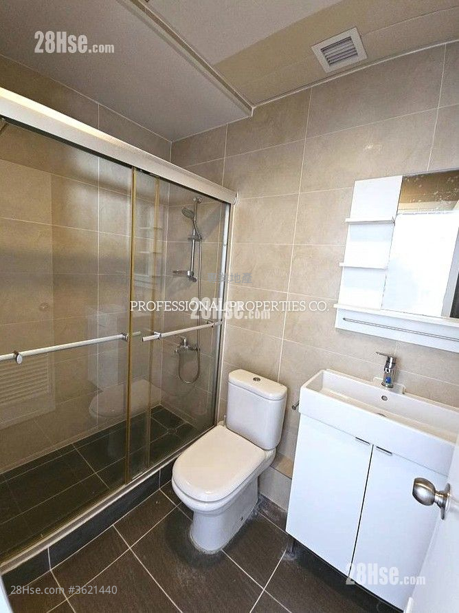 福群別墅 售盤 4 房 , 3 浴室 1,688 平方呎 福群別墅 售盤 4 房 , 3 浴室 1,688 平方呎