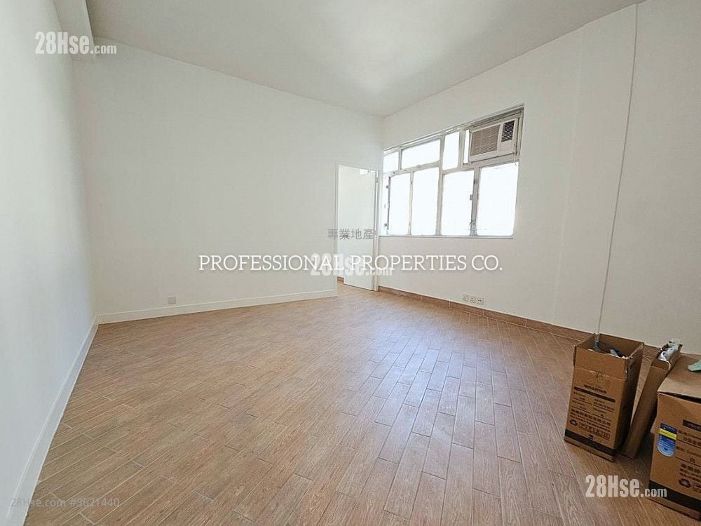 福群別墅 售盤 4 房 , 3 浴室 1,688 平方呎 福群別墅 售盤 4 房 , 3 浴室 1,688 平方呎