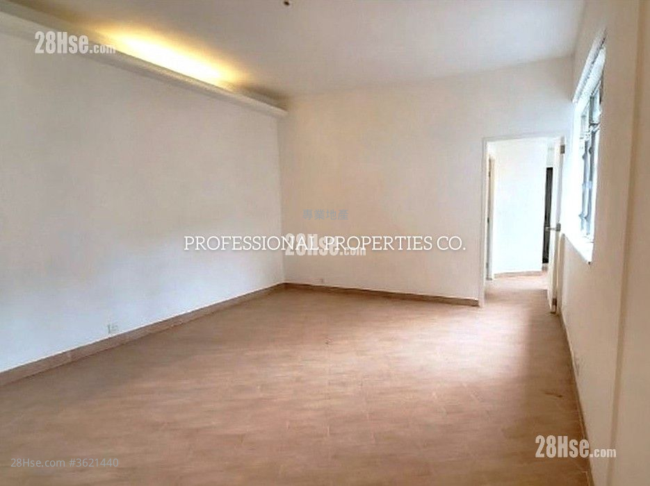 福群別墅 售盤 4 房 , 3 浴室 1,688 平方呎 福群別墅 售盤 4 房 , 3 浴室 1,688 平方呎