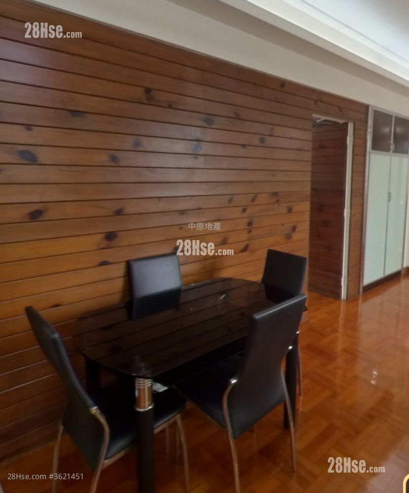 Duke Garden Sell 3 Bedrooms 985 ft² Duke Garden Sell 3 Bedrooms 985 ft²