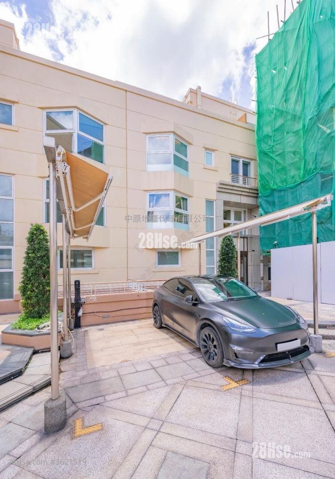 喇沙利道18A 售盤 5+ 房 5,364 平方呎 喇沙利道18A 售盤 5+ 房 5,364 平方呎