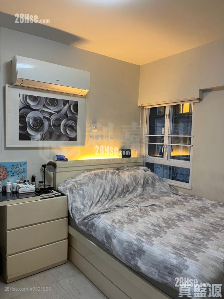 楓林花園 售盤 3 房 , 1 浴室 608 平方呎 楓林花園 售盤 3 房 , 1 浴室 608 平方呎