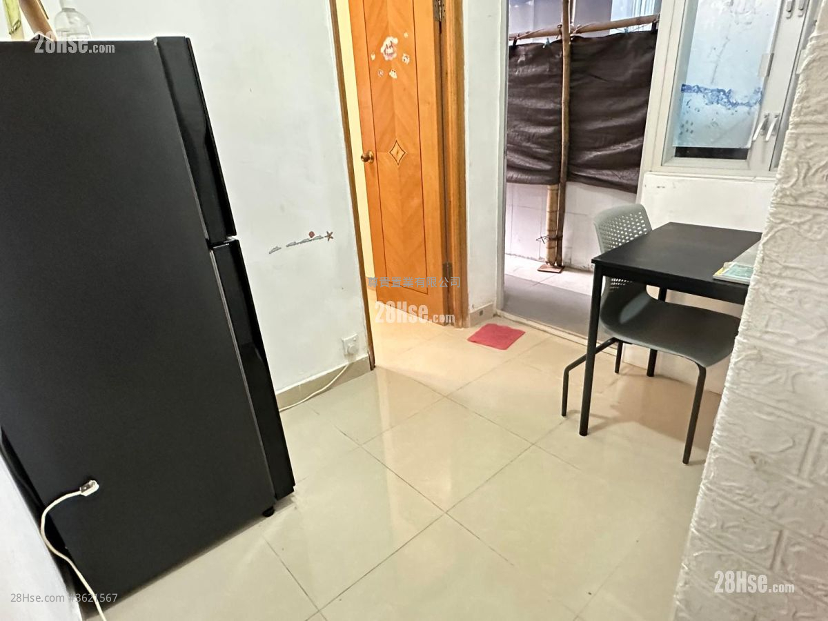 Tak Cheong Building Rental Studio , 1 Bathroom 170 ft²