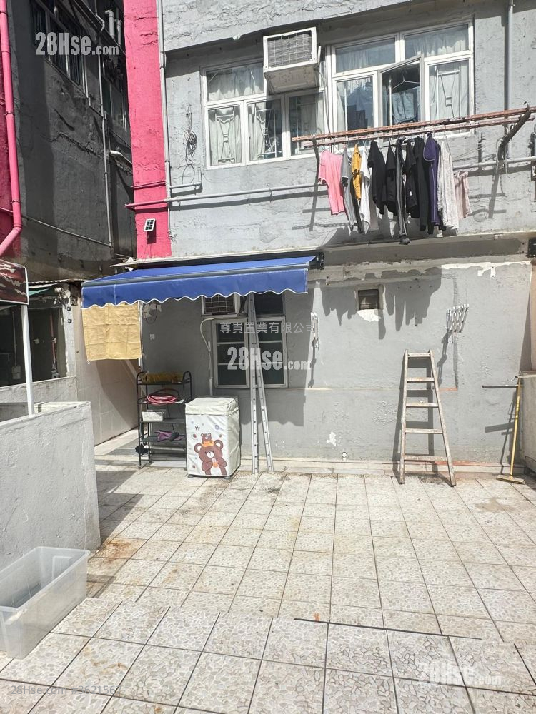 Tak Cheong Building Rental Studio , 1 Bathroom 170 ft² Tak Cheong Building Rental Studio , 1 Bathroom 170 ft²
