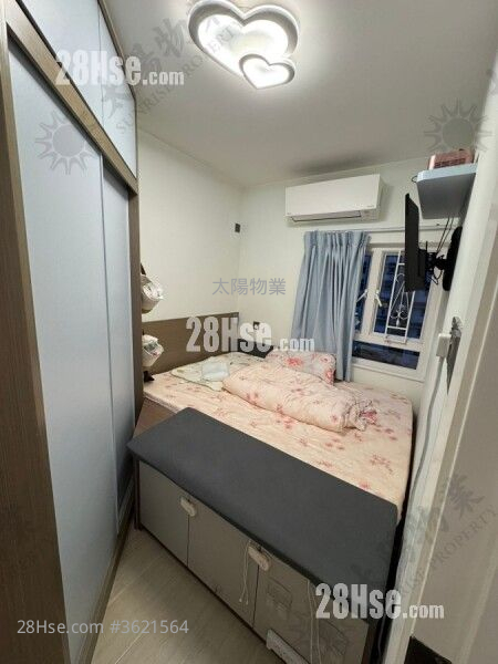 Whampoa Garden Sell 2 Bedrooms 389 ft² Whampoa Garden Sell 2 Bedrooms 389 ft²