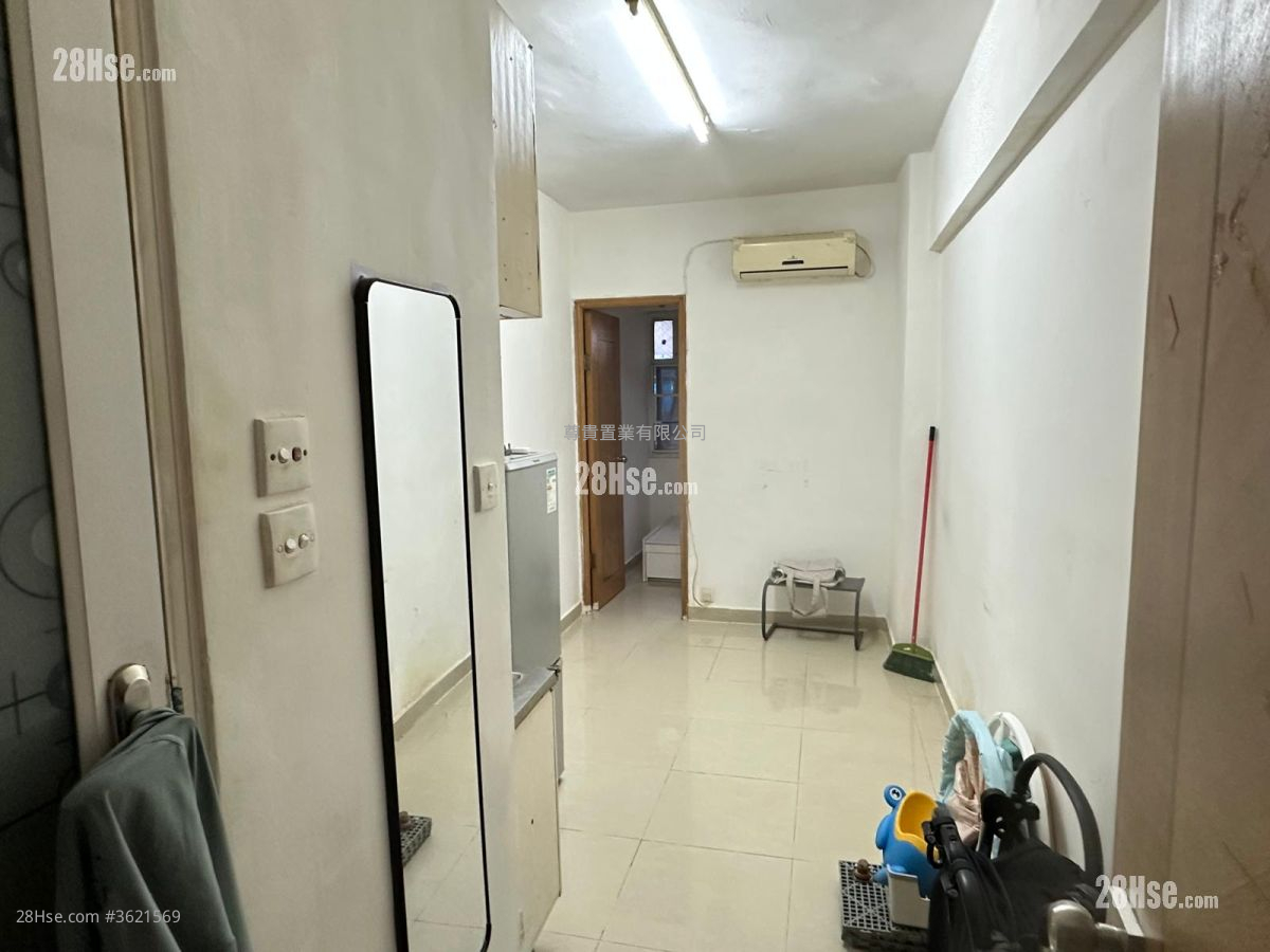 Tak Cheong Building Rental Studio , 1 Bathroom 180 ft² Tak Cheong Building Rental Studio , 1 Bathroom 180 ft²