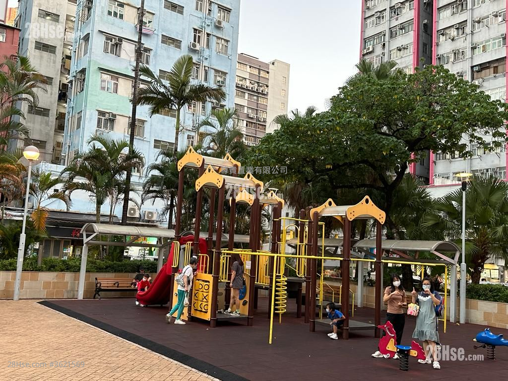Tak Cheong Building Rental Studio , 1 Bathroom 180 ft² Tak Cheong Building Rental Studio , 1 Bathroom 180 ft²