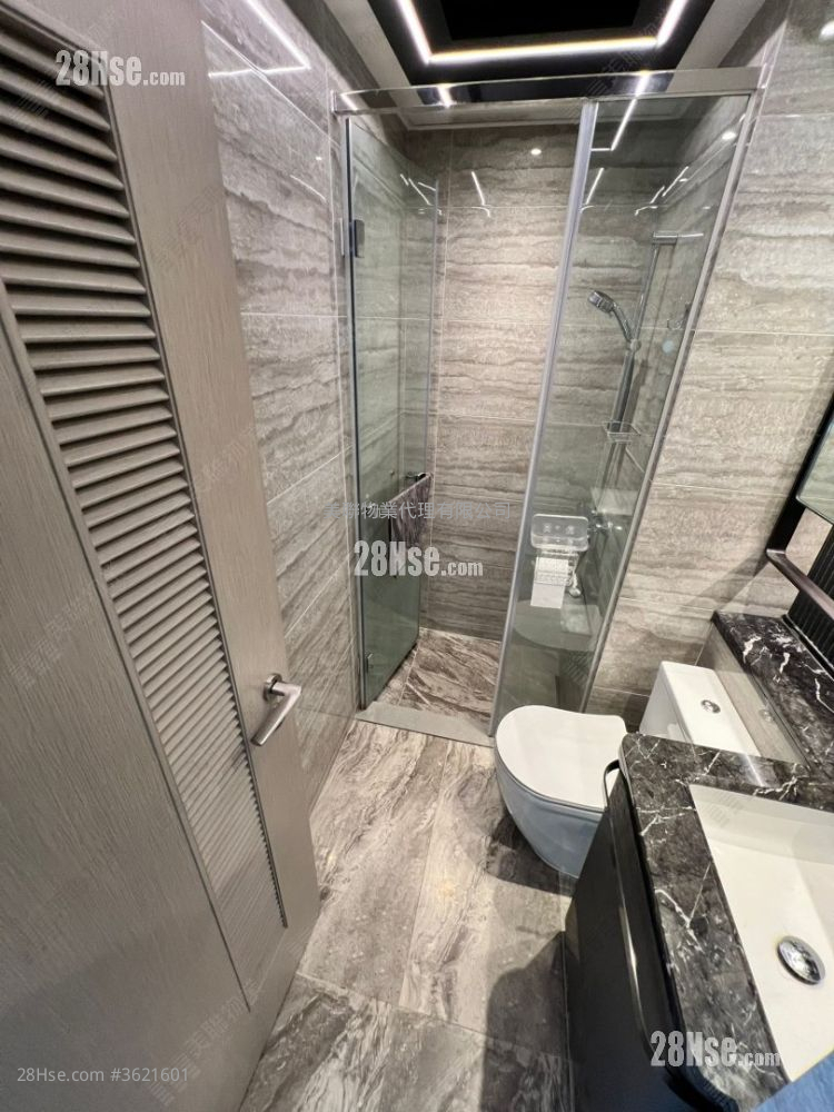 Regency Bay Rental 2 Bedrooms , 1 Bathroom 440 ft² Regency Bay Rental 2 Bedrooms , 1 Bathroom 440 ft²