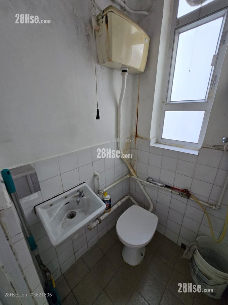 Apartment Rental 2 Bedrooms , 1 Bathroom 590 ft² Apartment Rental 2 Bedrooms , 1 Bathroom 590 ft²
