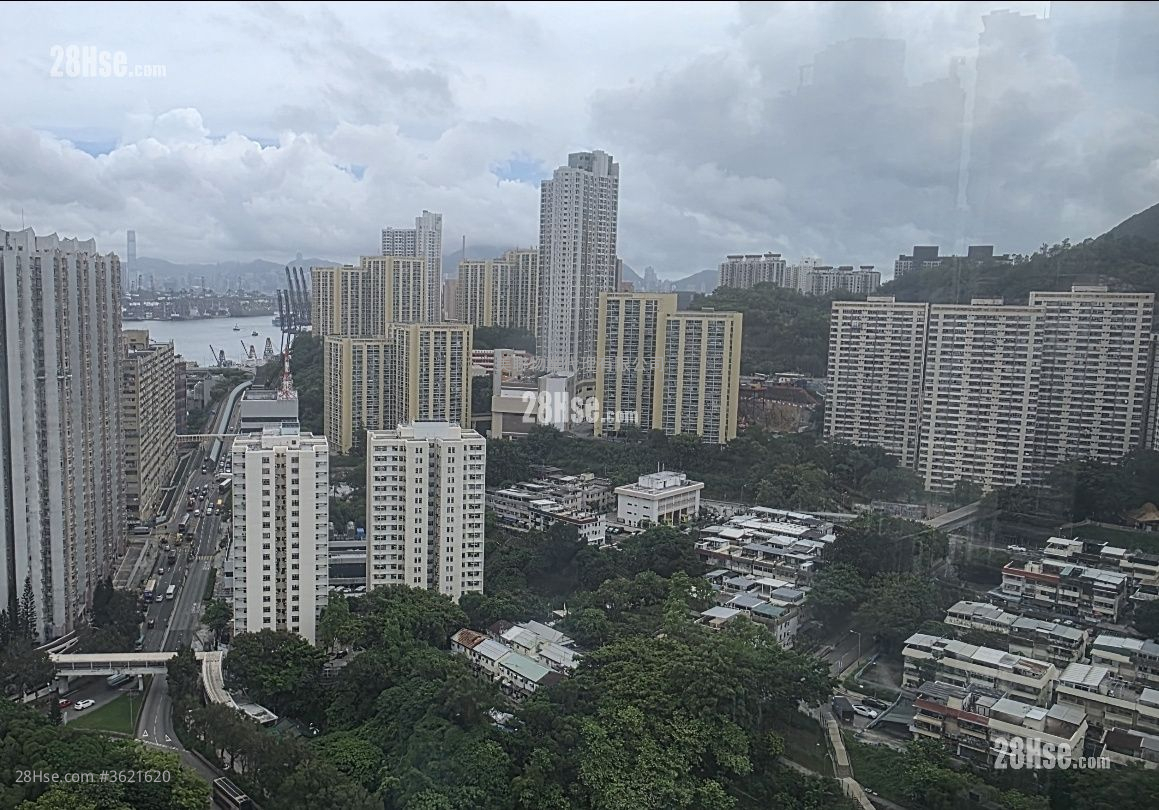 Tsing Yi Garden Sell 2 Bedrooms , 1 Bathroom 343 ft² Tsing Yi Garden Sell 2 Bedrooms , 1 Bathroom 343 ft²