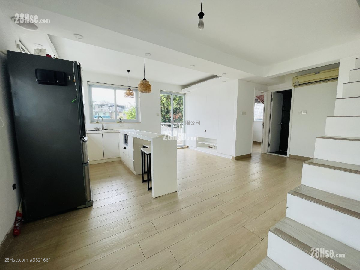 Tan Cheung Rental 4 Bedrooms , 2 Bathrooms 700 ft² Tan Cheung Rental 4 Bedrooms , 2 Bathrooms 700 ft²