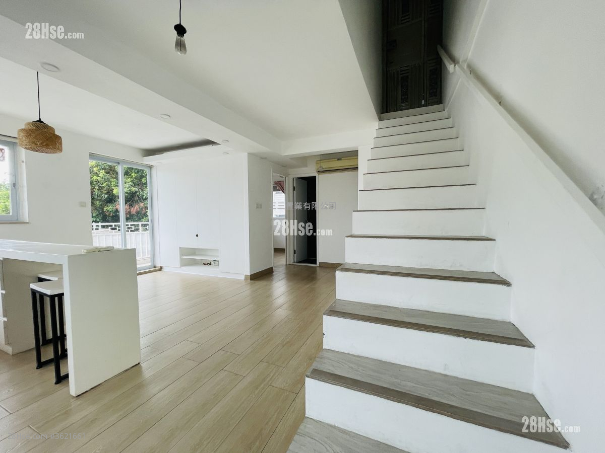 Tan Cheung Rental 4 Bedrooms , 2 Bathrooms 700 ft² Tan Cheung Rental 4 Bedrooms , 2 Bathrooms 700 ft²