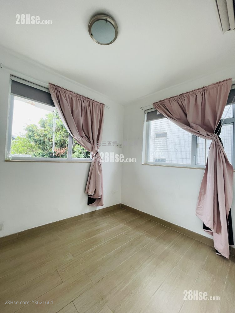Tan Cheung Rental 4 Bedrooms , 2 Bathrooms 700 ft² Tan Cheung Rental 4 Bedrooms , 2 Bathrooms 700 ft²