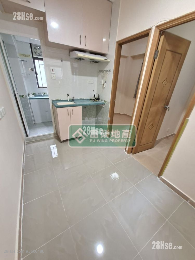 Po Wah Building Sell 2 Bedrooms , 1 Bathroom 211 ft²