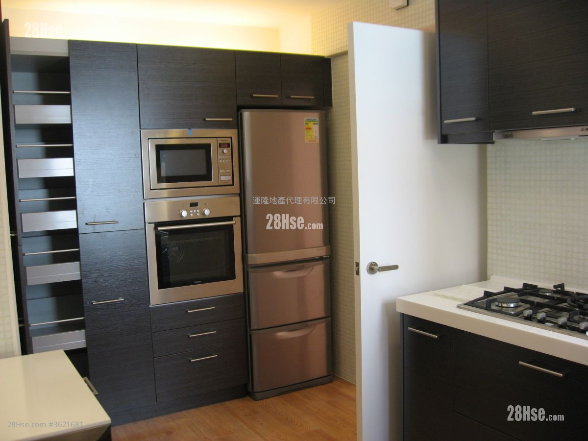 云晖大厦 售盘 3 房 , 2 浴室 1,304 平方尺 云晖大厦 售盘 3 房 , 2 浴室 1,304 平方尺