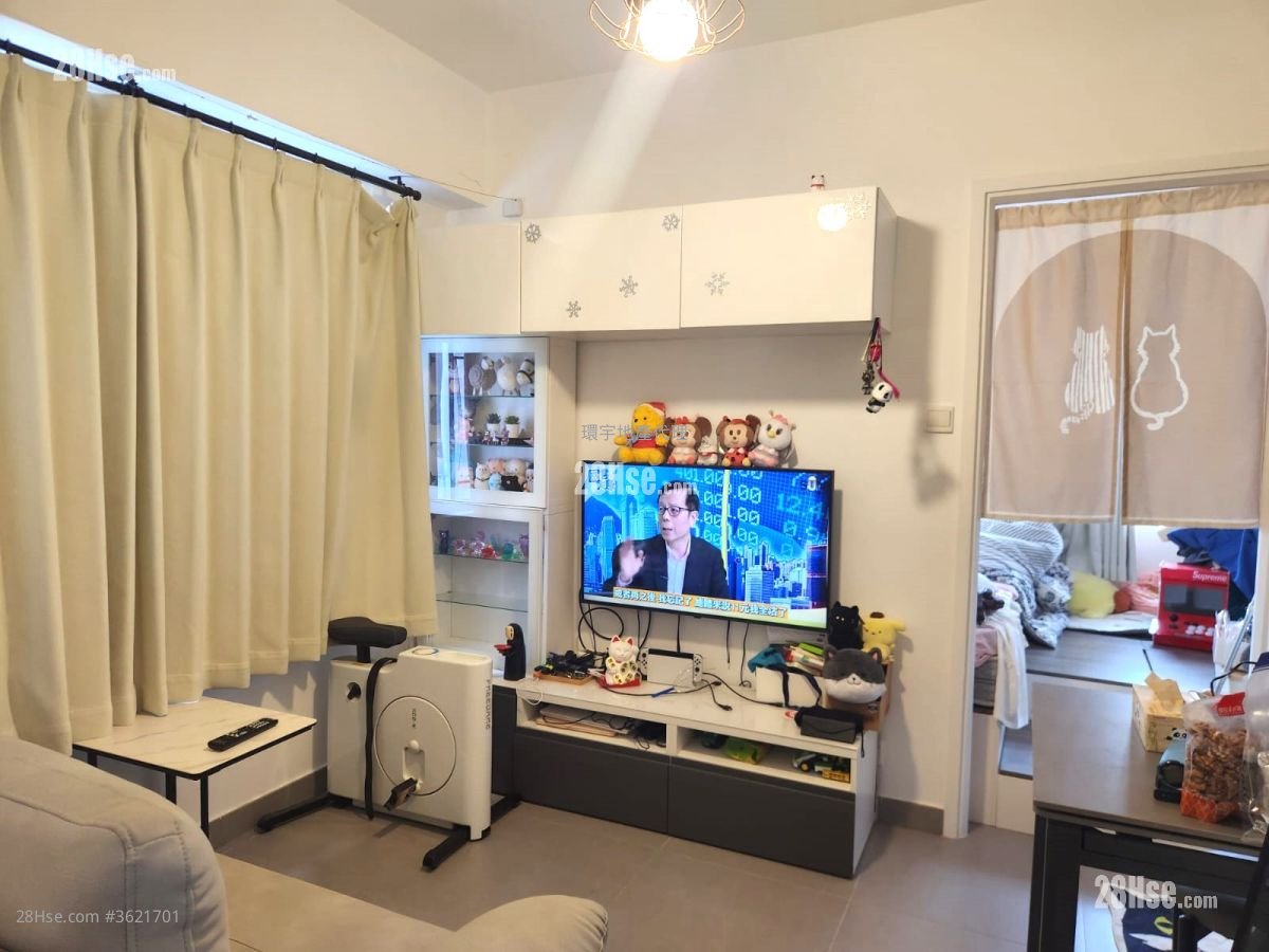 Kam Fat Building Rental 2 Bedrooms , 1 Bathroom 309 ft² Kam Fat Building Rental 2 Bedrooms , 1 Bathroom 309 ft²