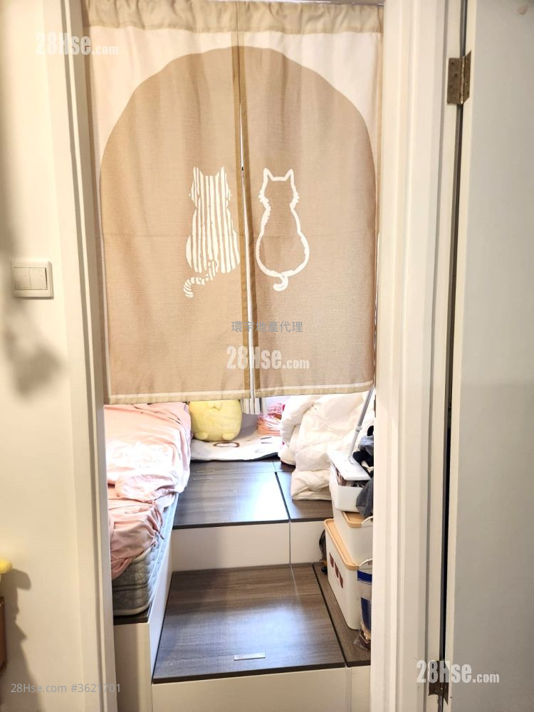 Kam Fat Building Rental 2 Bedrooms , 1 Bathroom 309 ft² Kam Fat Building Rental 2 Bedrooms , 1 Bathroom 309 ft²