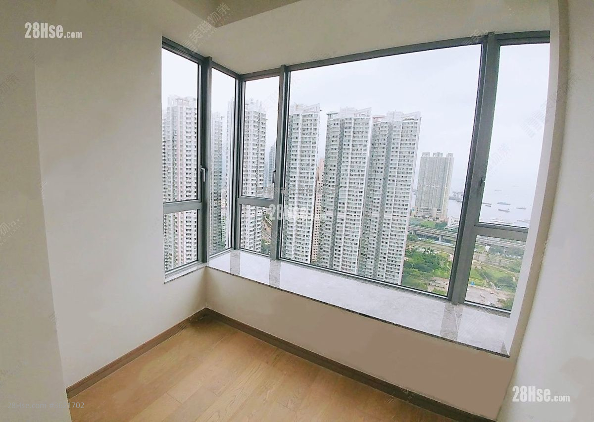 Park One Sell 2 Bedrooms , 1 Bathroom 366 ft² Park One Sell 2 Bedrooms , 1 Bathroom 366 ft²