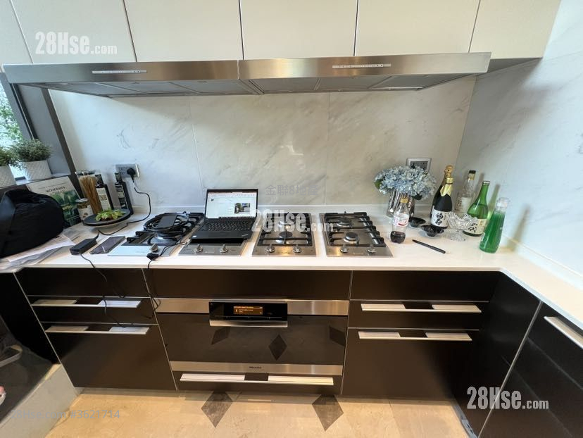 Shouson Peak 售盤 5+ 房 , 4 浴室 4,144 平方呎 Shouson Peak 售盤 5+ 房 , 4 浴室 4,144 平方呎