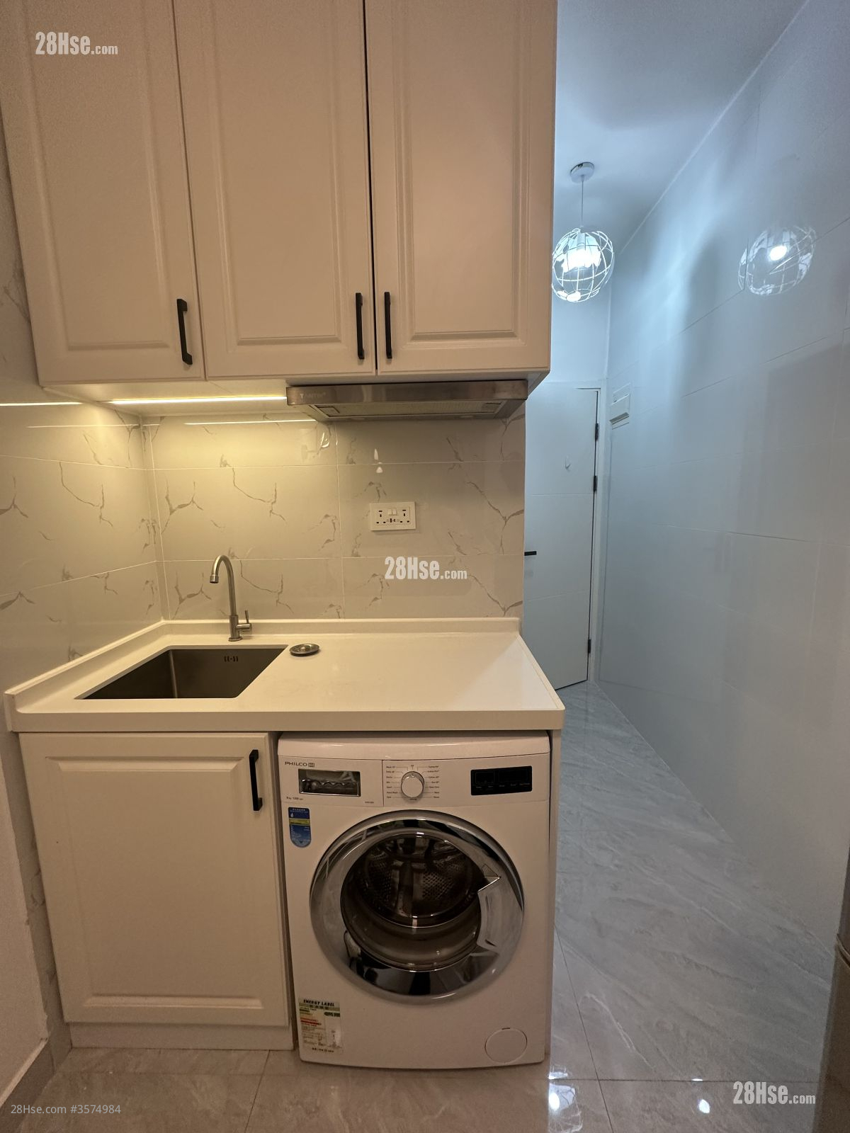 Lai Chi Building Rental Studio , 1 Bathroom 140 ft² Lai Chi Building Rental Studio , 1 Bathroom 140 ft²