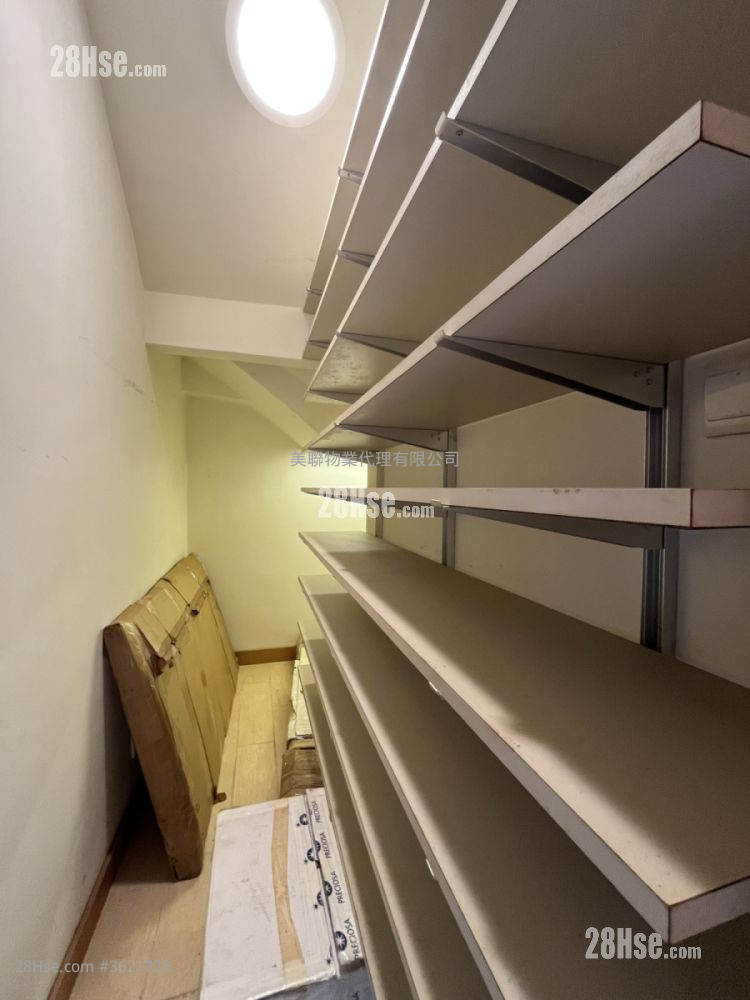 Parc Palais Sell 5+ Bedrooms , 3 Bathrooms 1,771 ft² Parc Palais Sell 5+ Bedrooms , 3 Bathrooms 1,771 ft²