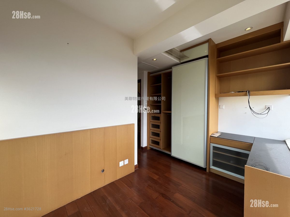 Parc Palais Sell 5+ Bedrooms , 3 Bathrooms 1,771 ft² Parc Palais Sell 5+ Bedrooms , 3 Bathrooms 1,771 ft²