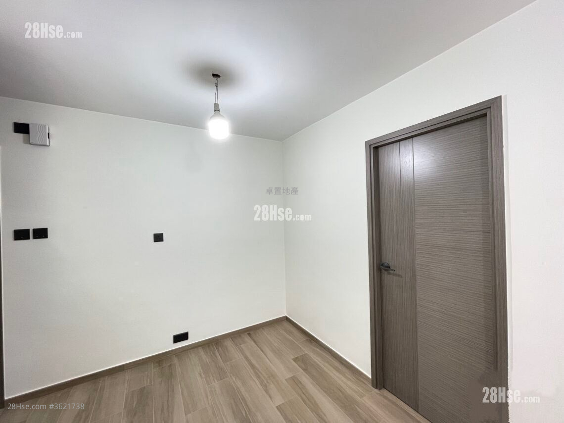 Ching Wah Court Rental 2 Bedrooms , 1 Bathroom 401 ft² Ching Wah Court Rental 2 Bedrooms , 1 Bathroom 401 ft²
